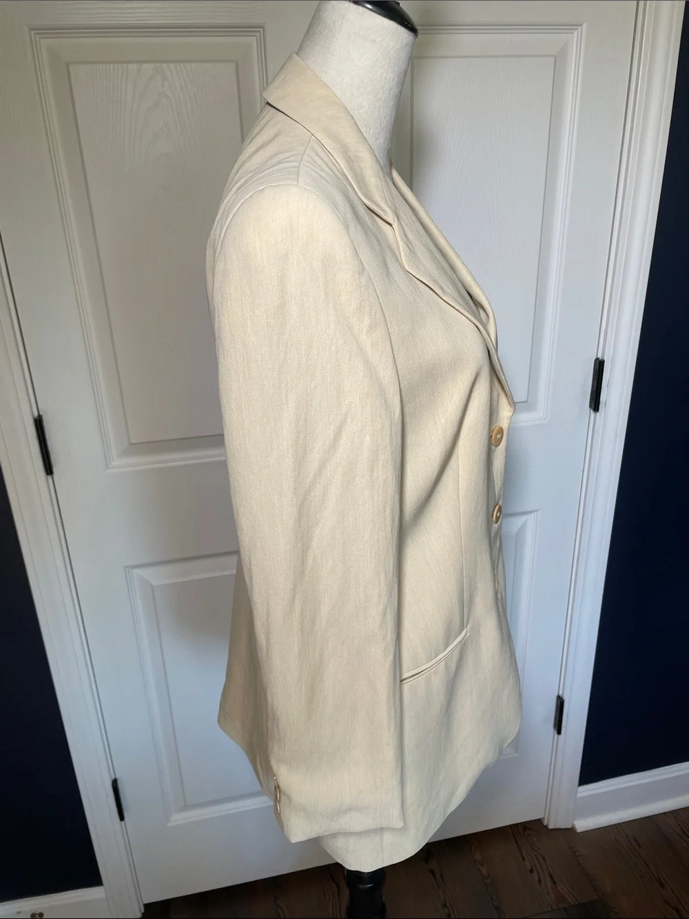 Vintage Giorgio Armani Black Label Cream Blazer Jacket 46 Italy 3-Button - Picture 4 of 10